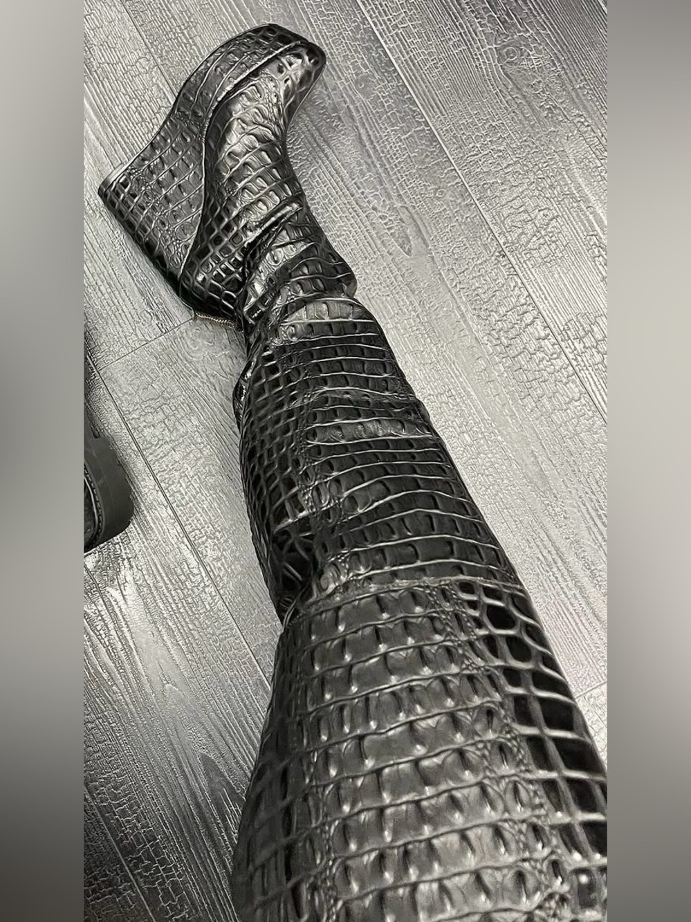 Jennifer Le Black Croc-Embossed boots
